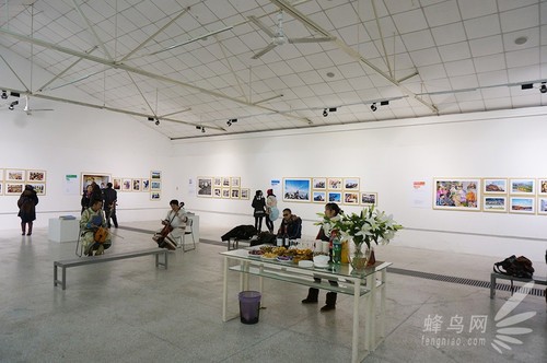 Ѱ�ҹ����· ����������Ӱʦչ��Ⱥ��