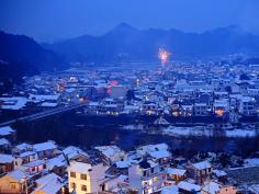 2013.8.13 �׽�ȫʡ���°�Դͷ.����Ϫ�ڡ���Ӱ��������Ʒ��һ�Ƚ���